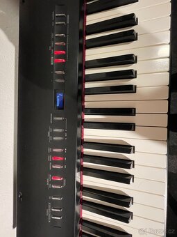 Stage piano Roland FP50 - 4