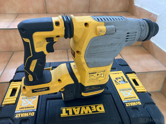 DeWalt vrtací kladivo DCH283 jak NOVÁ + vrtáky + možnost ba - 4
