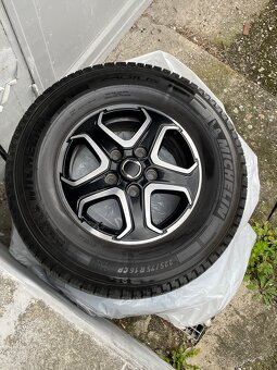 Prodám sadu kol + přední tlumiče pro obytné auto - 4