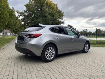MAZDA 3 2.0 88 KW - JEN 52 000 KM - BENZÍN - 4