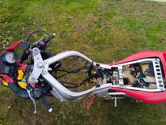Yamaha R6 2001 NA Náhradní díly - 4
