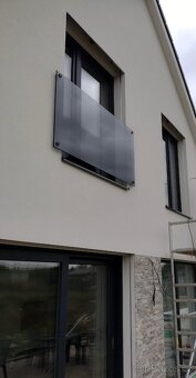 Skleněné zábradlí, francouzské okno - ŠEDÉ SKLO - 4