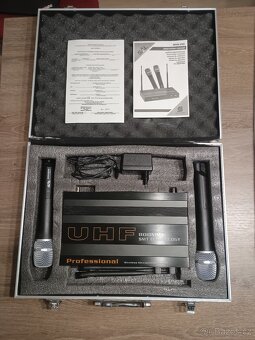 Prodám kytarový set Fender - 4