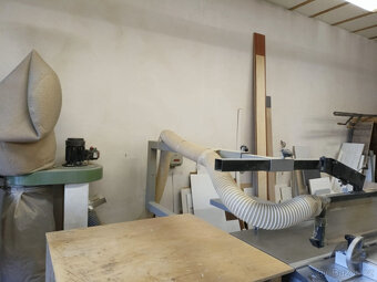 Vybavení truhlářské dílny - formátovací pilu včetně odsávání - 4