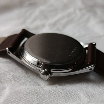 Švýcarské náramkové hodinky CERTINA Cal. 324 - 4