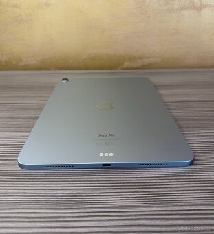 Apple iPad Air 11" 2024 M2 128GB, komplet, modrá - 4