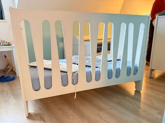 Dětská postýlka polohovací - 4