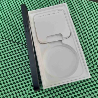 iPhone 12 mini 64GB černý - 4