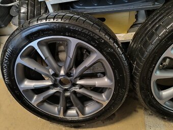 ALU kola Fiat 500 5x110 r18 Originál, pneu 6mm - 4