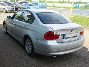BMW 320 D - 4