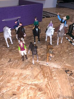 Schleich stáj 72121 - 4