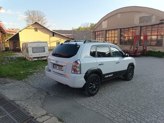 Hyundai Tucson - 4