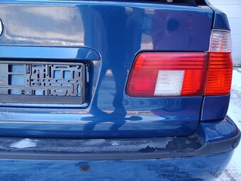 BMW E39 - zadní vrata téměř top stav - TOPAS BLAU - 4