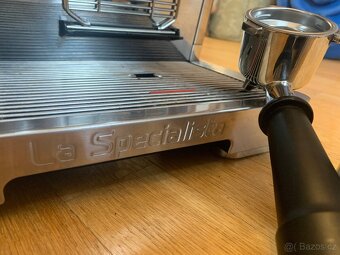 DeLonghi La Specialista EC 9335.M, nefunkční mlýnek - 4