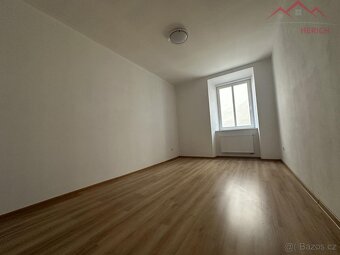 Pronájem bytu 2+1 (62 m2) nám. 1. Máje, Chomutov - 4