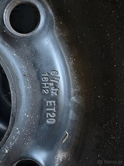NOKIAN 195/60/16 - 4