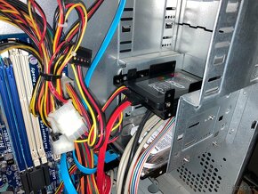 Stolní počítač PC kompletní, čistá Windows 10 - 4