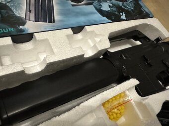 Airsoft M16 - nová, originál balení - 4
