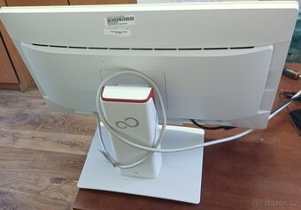 Bílý Monitor,22" Fujitsu B22W-7 bílý včetně napájecího kabe - 4