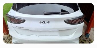 Kia logo /facelift/ - 4