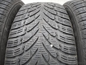 235/55R18 - 4