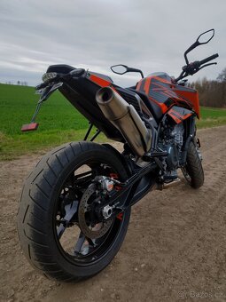 KTM Duke 790 - 4
