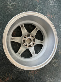 Borbet 4x100 7Jx15H2 ET30 CB57.1 - 4