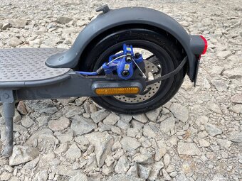 Xiaomi Mi Electric Scooter 3 - 4