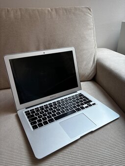 MacBook Air, 13-inch,early 2015, 250 GB - 4