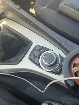 Bmw x1 2011. 2.0D 130kw manuál 6kvalt - 4