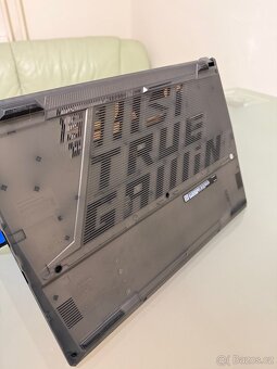 Notebook MSI CYBORG 15 A12FV - 4
