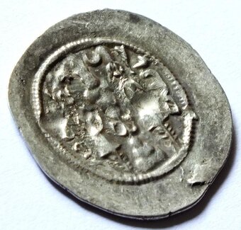 Platidlo Sámovy říše a Velké Moravy, Ag mince, rok 590 n.l. - 4