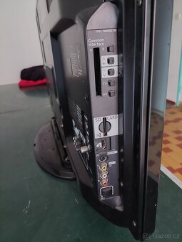 TV Panasonic TX-P42X20E - 4