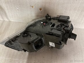 Levý světlomet BMW X5 E70 LCI - 4