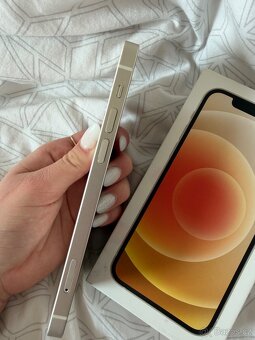 Iphone 12 - 4