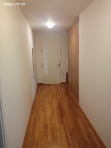 Pronájem bytu 2+kk 60 m² - 4