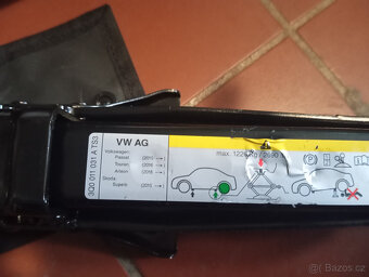 orig zvedák VW Golf,Octavia,Tiguan,Passat,Superb,Kodiaq - 4