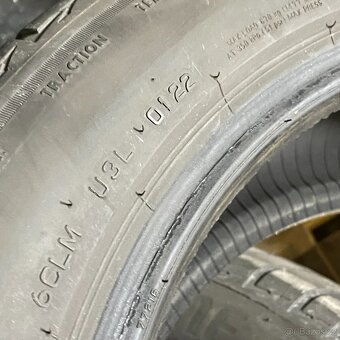 Letní pneu 215/55 R17 94V Bridgestone 4mm - 4