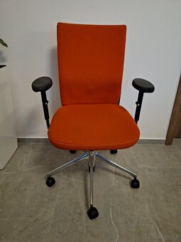 Vitra ID soft/Kancelářská židle (OP 18.000kc) - 4