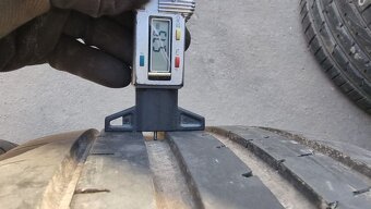 Letní pneu 225/40/18 Good Year - 4