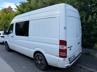 Mercedes Sprinter 211 cdi W906 L2H2 - 4