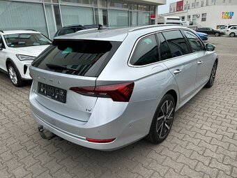 Škoda Octavia 4 iV Style 1.4TSI 150kW DSG 60tkm Webasto DCC - 4