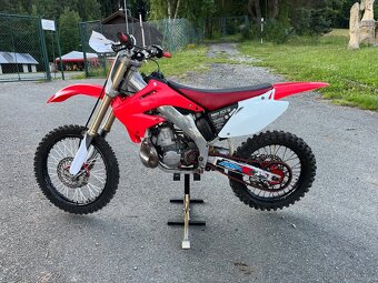 Honda CR250 - 4