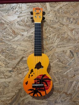 Mahalo Ukulele - 4