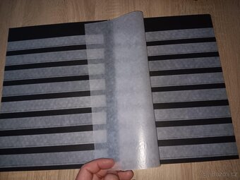 Poštovní známky , albumy , věci - 4