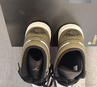 Nike Air Jordan 1 Low - 4