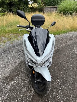 Prodám Honda PCX 125, r.v. 2019 - 4