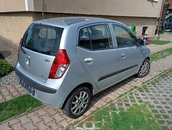 Hyundai i10 - 4
