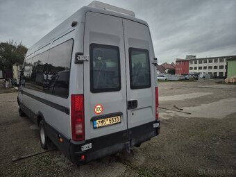 Irisbus Iveco Daily 19+1+1 3.0 hpi kolečkový tachograf - 4