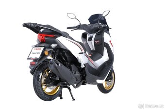 YUKI 125i YMAX Novinka - 4